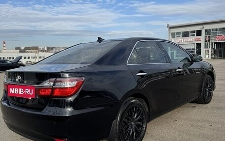 Toyota Camry, 2017 год, 2 000 000 рублей, 9 фотография