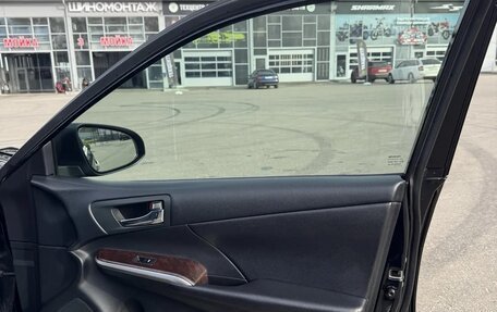 Toyota Camry, 2017 год, 2 000 000 рублей, 17 фотография
