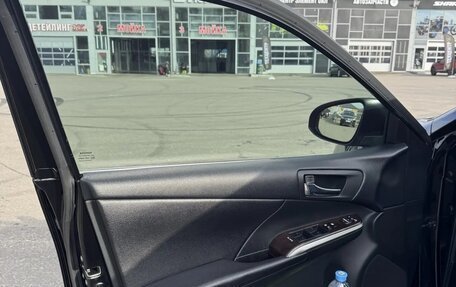 Toyota Camry, 2017 год, 2 000 000 рублей, 16 фотография