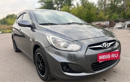 Hyundai Solaris II рестайлинг, 2014 год, 940 000 рублей, 8 фотография
