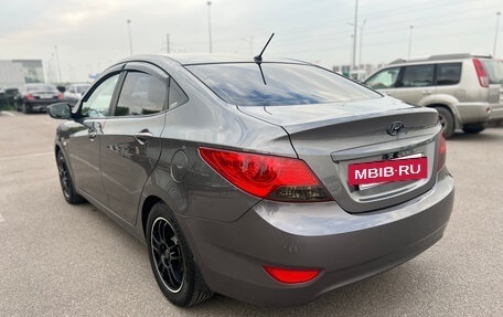 Hyundai Solaris II рестайлинг, 2014 год, 940 000 рублей, 10 фотография