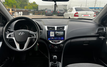 Hyundai Solaris II рестайлинг, 2014 год, 940 000 рублей, 16 фотография