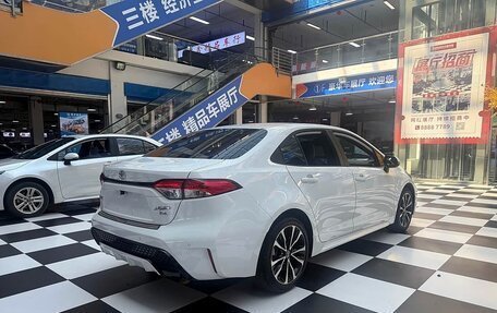 Toyota Corolla, 2022 год, 1 600 000 рублей, 5 фотография