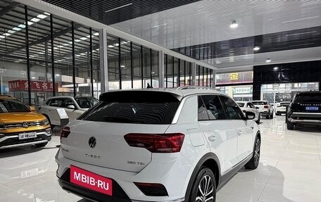 Volkswagen T-Roc I, 2022 год, 2 069 000 рублей, 3 фотография