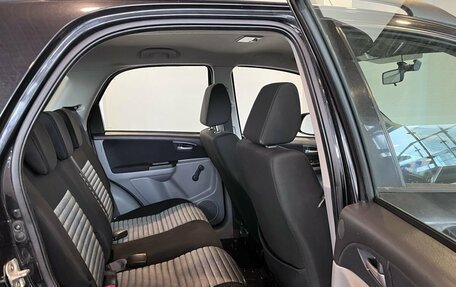 Suzuki SX4 II рестайлинг, 2010 год, 635 000 рублей, 24 фотография