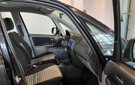 Suzuki SX4 II рестайлинг, 2010 год, 635 000 рублей, 27 фотография