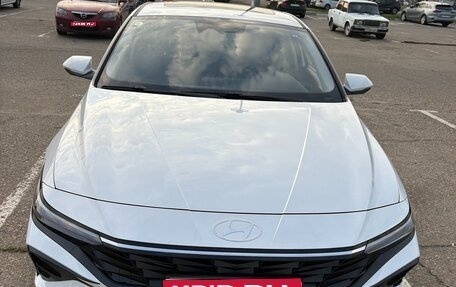 Hyundai Elantra, 2023 год, 2 155 000 рублей, 1 фотография