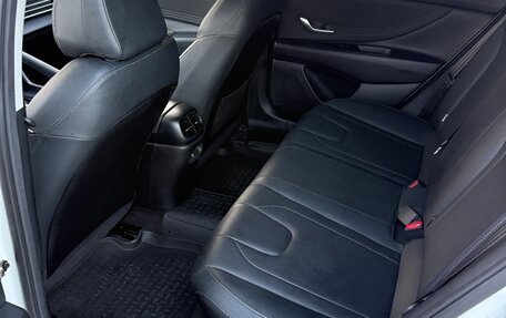 Hyundai Elantra, 2023 год, 2 155 000 рублей, 14 фотография
