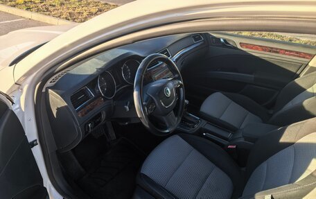Skoda Superb III рестайлинг, 2012 год, 670 000 рублей, 13 фотография
