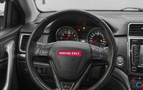 Haval H6, 2017 год, 1 370 000 рублей, 11 фотография