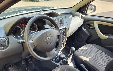 Renault Duster I рестайлинг, 2014 год, 930 000 рублей, 3 фотография