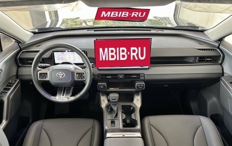 Toyota RAV4, 2026 год, 4 400 000 рублей, 17 фотография