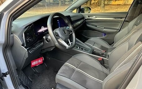 Volkswagen Golf VIII, 2023 год, 1 740 001 рублей, 9 фотография