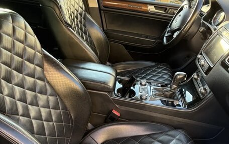 Volkswagen Touareg III, 2017 год, 3 250 000 рублей, 3 фотография