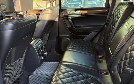 Volkswagen Touareg III, 2017 год, 3 250 000 рублей, 7 фотография