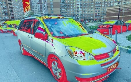 Toyota Sienna II рестайлинг, 2004 год, 1 285 000 рублей, 3 фотография