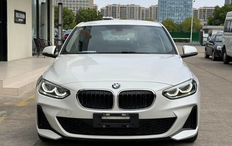 BMW 1 серия, 2022 год, 1 764 400 рублей, 2 фотография
