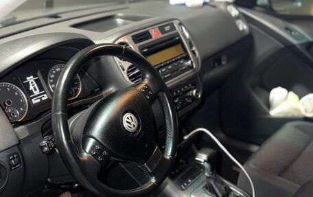 Volkswagen Tiguan I, 2009 год, 950 000 рублей, 6 фотография