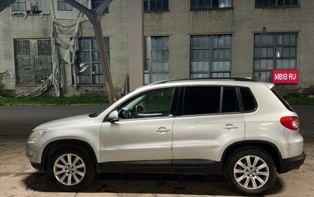 Volkswagen Tiguan I, 2009 год, 950 000 рублей, 2 фотография
