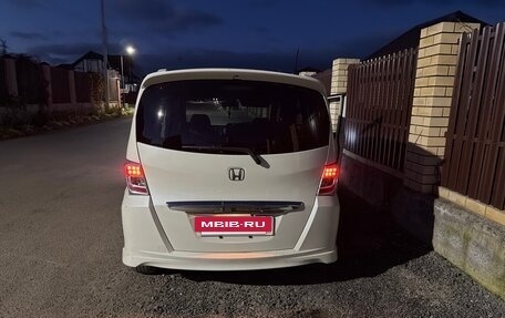 Honda Freed I, 2011 год, 700 000 рублей, 4 фотография