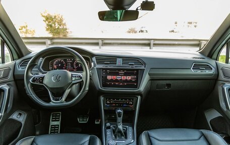 Volkswagen Tiguan II, 2021 год, 3 948 000 рублей, 14 фотография