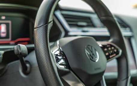 Volkswagen Tiguan II, 2021 год, 3 948 000 рублей, 25 фотография