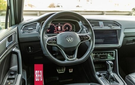 Volkswagen Tiguan II, 2021 год, 3 948 000 рублей, 24 фотография