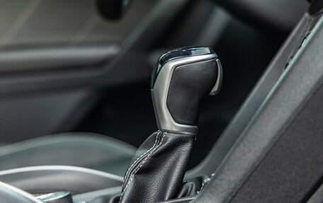 Volkswagen Tiguan II, 2021 год, 3 948 000 рублей, 32 фотография