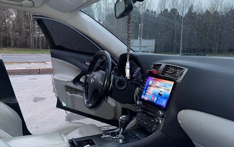 Lexus IS II рестайлинг 2, 2007 год, 1 250 000 рублей, 23 фотография