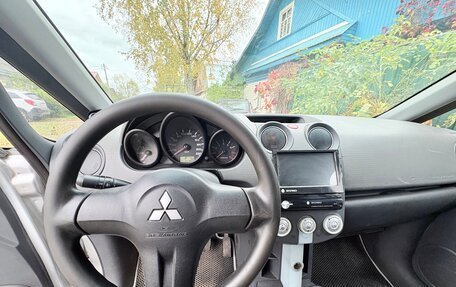 Mitsubishi Colt VI рестайлинг, 2006 год, 245 000 рублей, 11 фотография