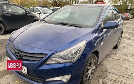 Hyundai Solaris II рестайлинг, 2014 год, 850 000 рублей, 2 фотография