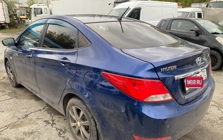 Hyundai Solaris II рестайлинг, 2014 год, 850 000 рублей, 5 фотография