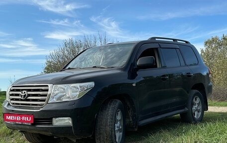 Toyota Land Cruiser 200, 2010 год, 3 300 000 рублей, 3 фотография