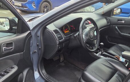 Honda Accord VII рестайлинг, 2005 год, 700 000 рублей, 9 фотография