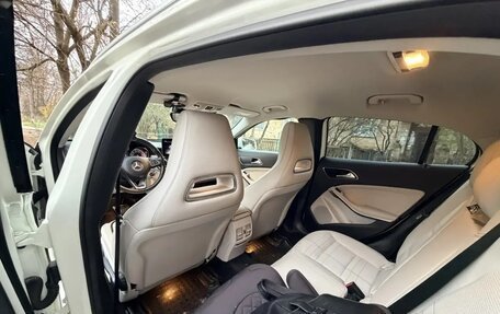 Mercedes-Benz GLA, 2016 год, 1 999 000 рублей, 8 фотография