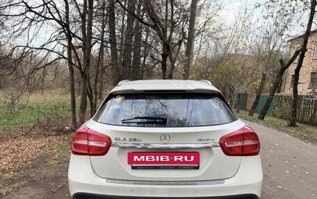 Mercedes-Benz GLA, 2016 год, 1 999 000 рублей, 3 фотография
