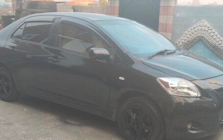 Toyota Belta, 2005 год, 450 000 рублей, 5 фотография
