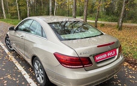 Mercedes-Benz E-Класс, 2013 год, 2 300 000 рублей, 3 фотография