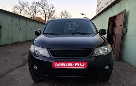 Mitsubishi Outlander III рестайлинг 3, 2007 год, 830 000 рублей, 3 фотография