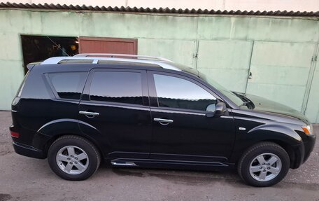 Mitsubishi Outlander III рестайлинг 3, 2007 год, 830 000 рублей, 13 фотография