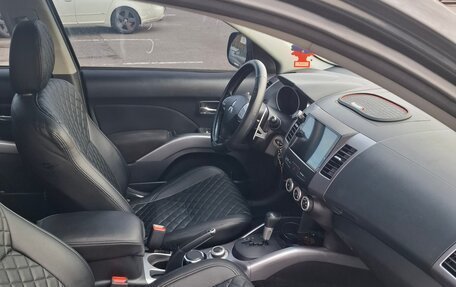 Mitsubishi Outlander III рестайлинг 3, 2007 год, 830 000 рублей, 32 фотография