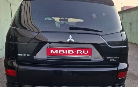 Mitsubishi Outlander III рестайлинг 3, 2007 год, 830 000 рублей, 24 фотография