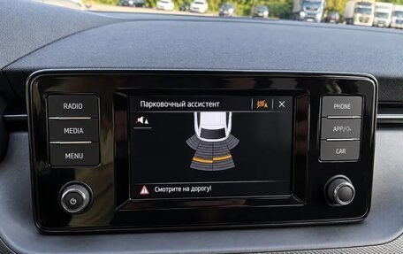 Skoda Scala I, 2022 год, 1 592 000 рублей, 9 фотография