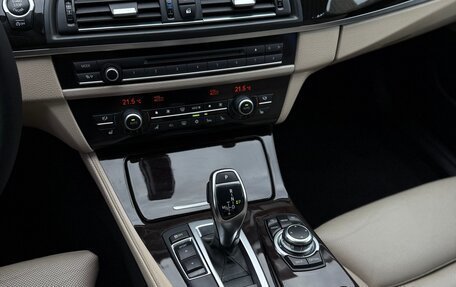 BMW 5 серия, 2011 год, 1 850 000 рублей, 15 фотография