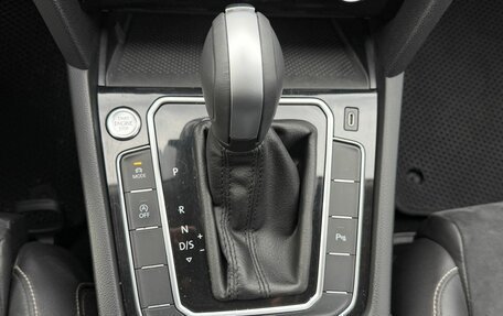 Volkswagen Passat B8 рестайлинг, 2019 год, 2 749 000 рублей, 17 фотография