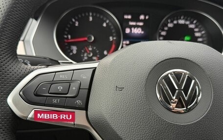 Volkswagen Passat B8 рестайлинг, 2019 год, 2 749 000 рублей, 20 фотография