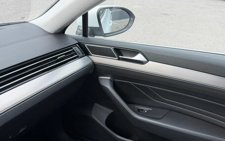 Volkswagen Passat B8 рестайлинг, 2019 год, 2 749 000 рублей, 26 фотография
