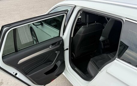 Volkswagen Passat B8 рестайлинг, 2019 год, 2 749 000 рублей, 30 фотография