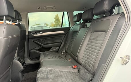 Volkswagen Passat B8 рестайлинг, 2019 год, 2 749 000 рублей, 31 фотография