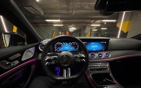 Mercedes-Benz CLS, 2023 год, 6 390 000 рублей, 8 фотография